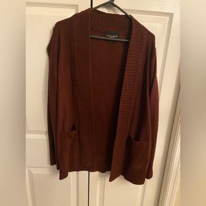 Maroon sweater